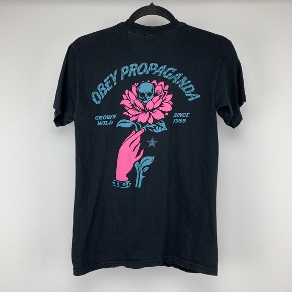 OBEY PROPAGANDA Black Tee "Grown Wild" Skull Flower Graphics Small - Picture 4 of 9